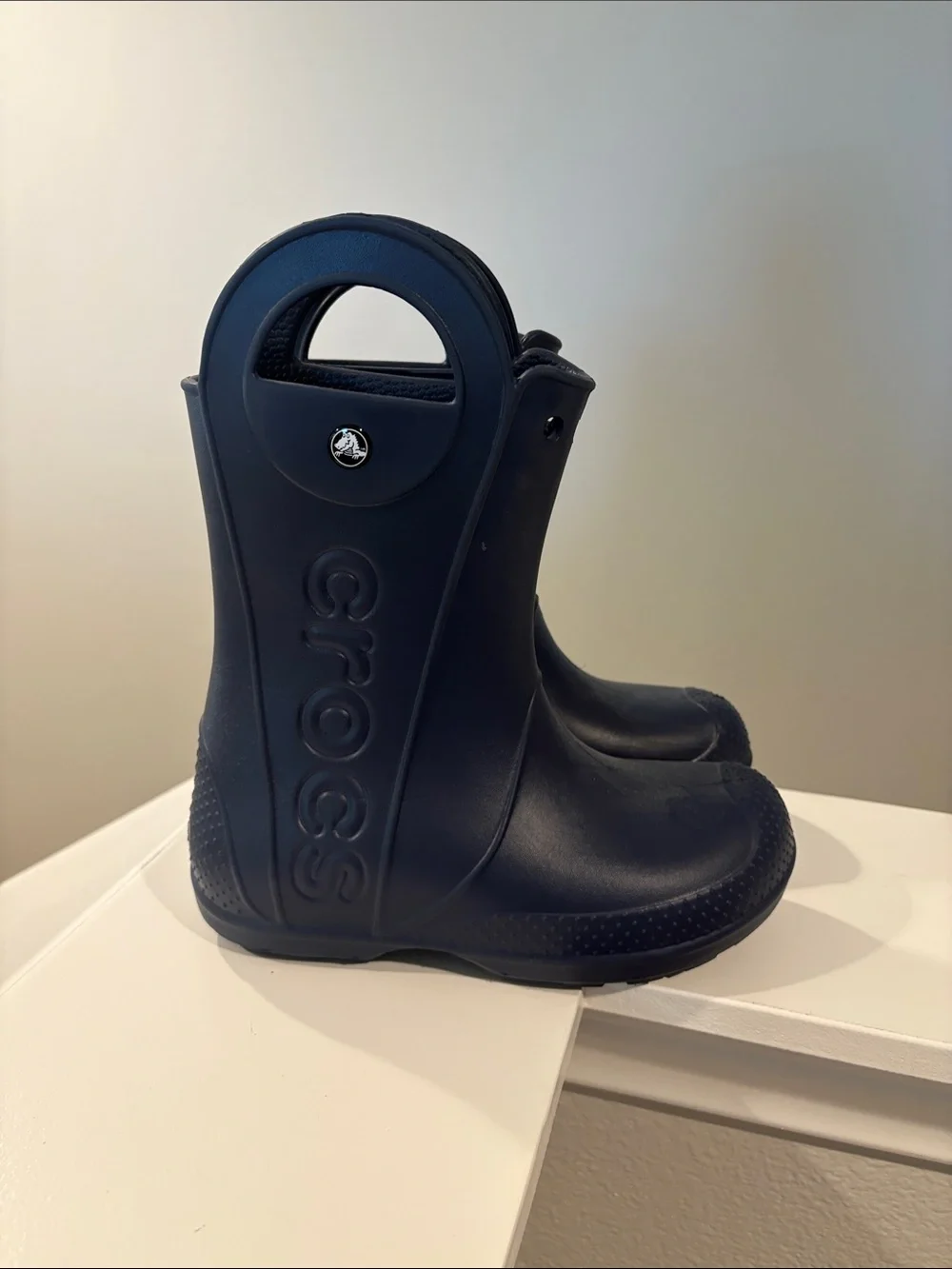 Crocs Kids Navy Handle Rain Boots J3